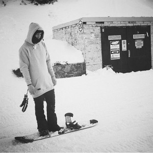 snowboarding-tall-hoodie